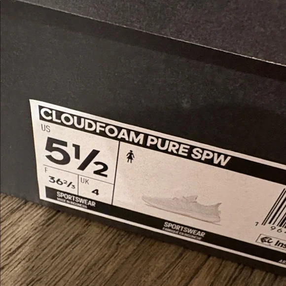 NIB [Adidas] Cloudfoam Pure Athletic Activewear Sneakers in White Women's 5.5